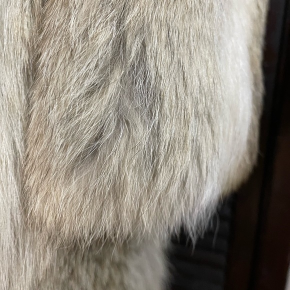 Swiss / Canadian Fur ( Pre-loved ) Vintage - Picture 14 of 15
